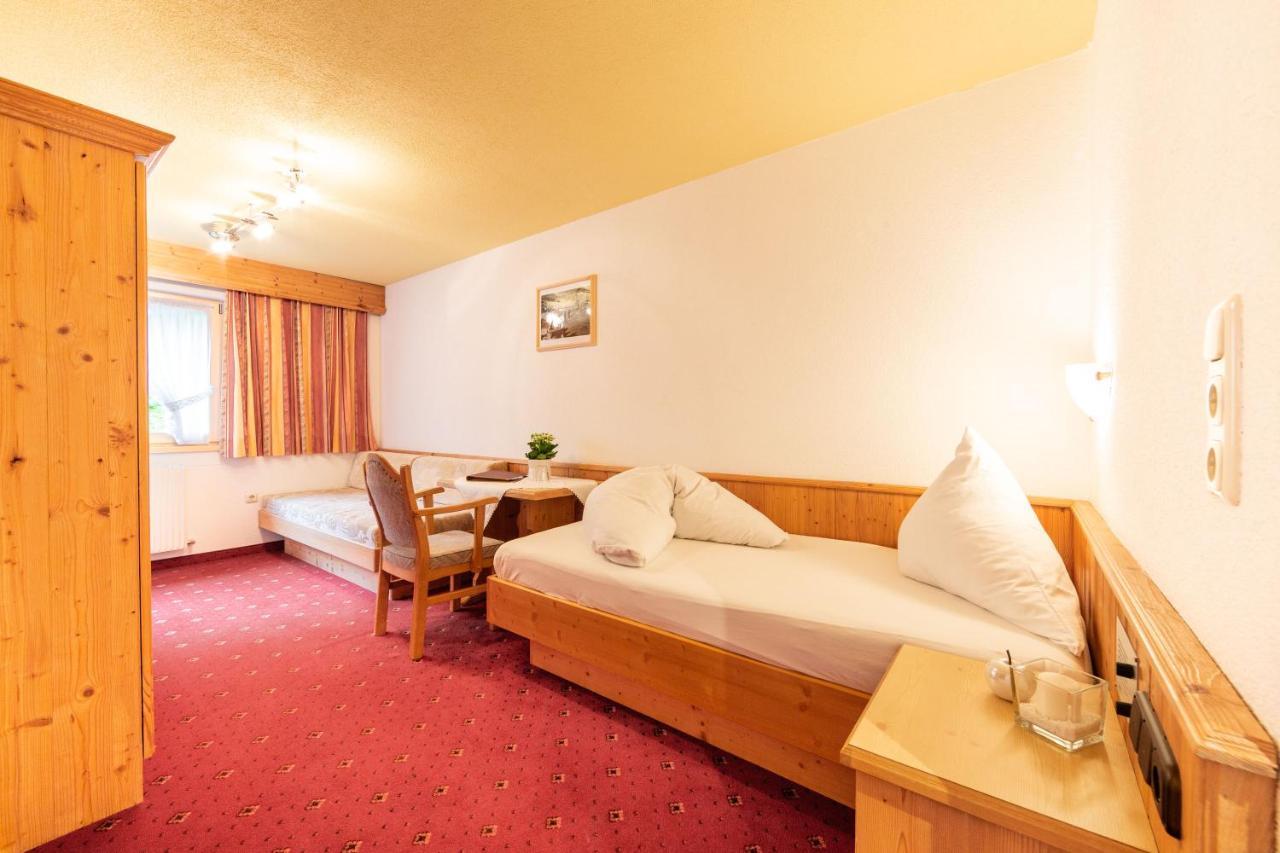 Garni Tyola Bed & Breakfast Ischgl